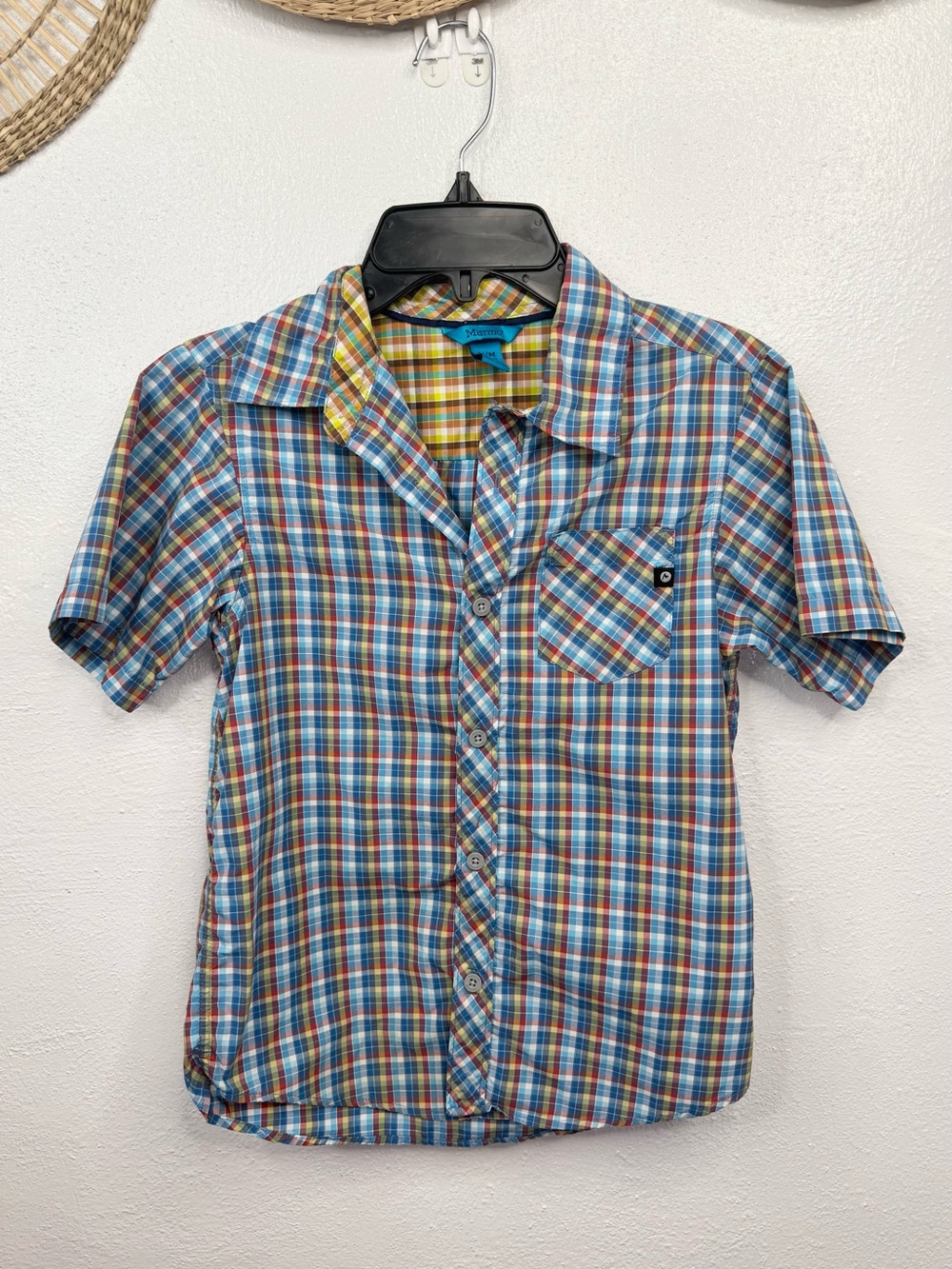 Marmot Button-Up Shirt Boys Size M Blue Plaid Short Sleeve Chest Pocket